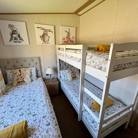 Cottontail Lodge - Hot tub - Pet Friendly South Cerney Zewnętrze zdjęcie