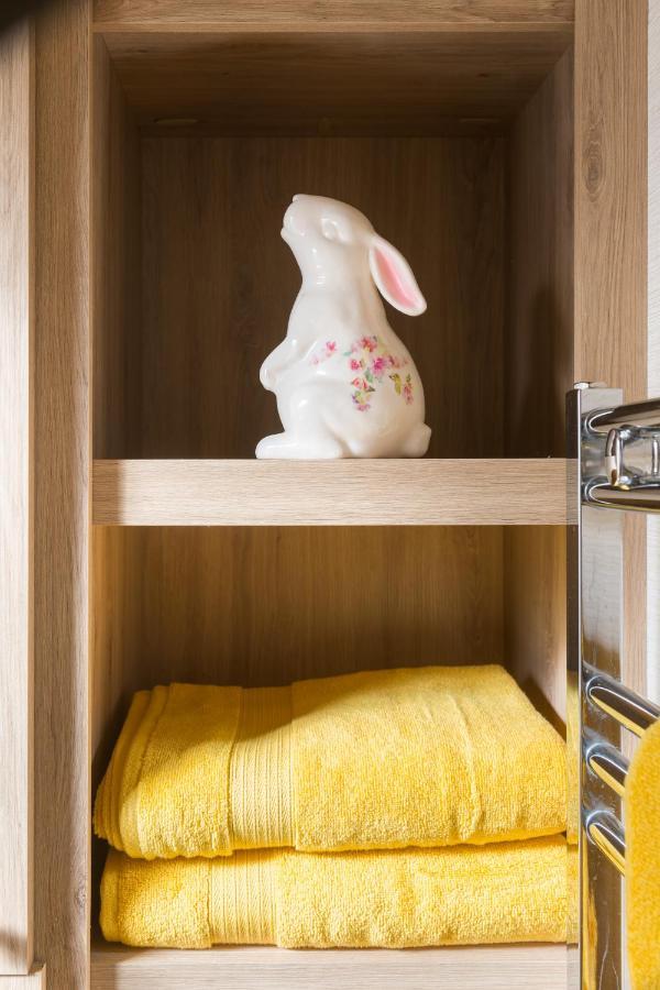 Cottontail Lodge - Hot tub - Pet Friendly South Cerney Zewnętrze zdjęcie