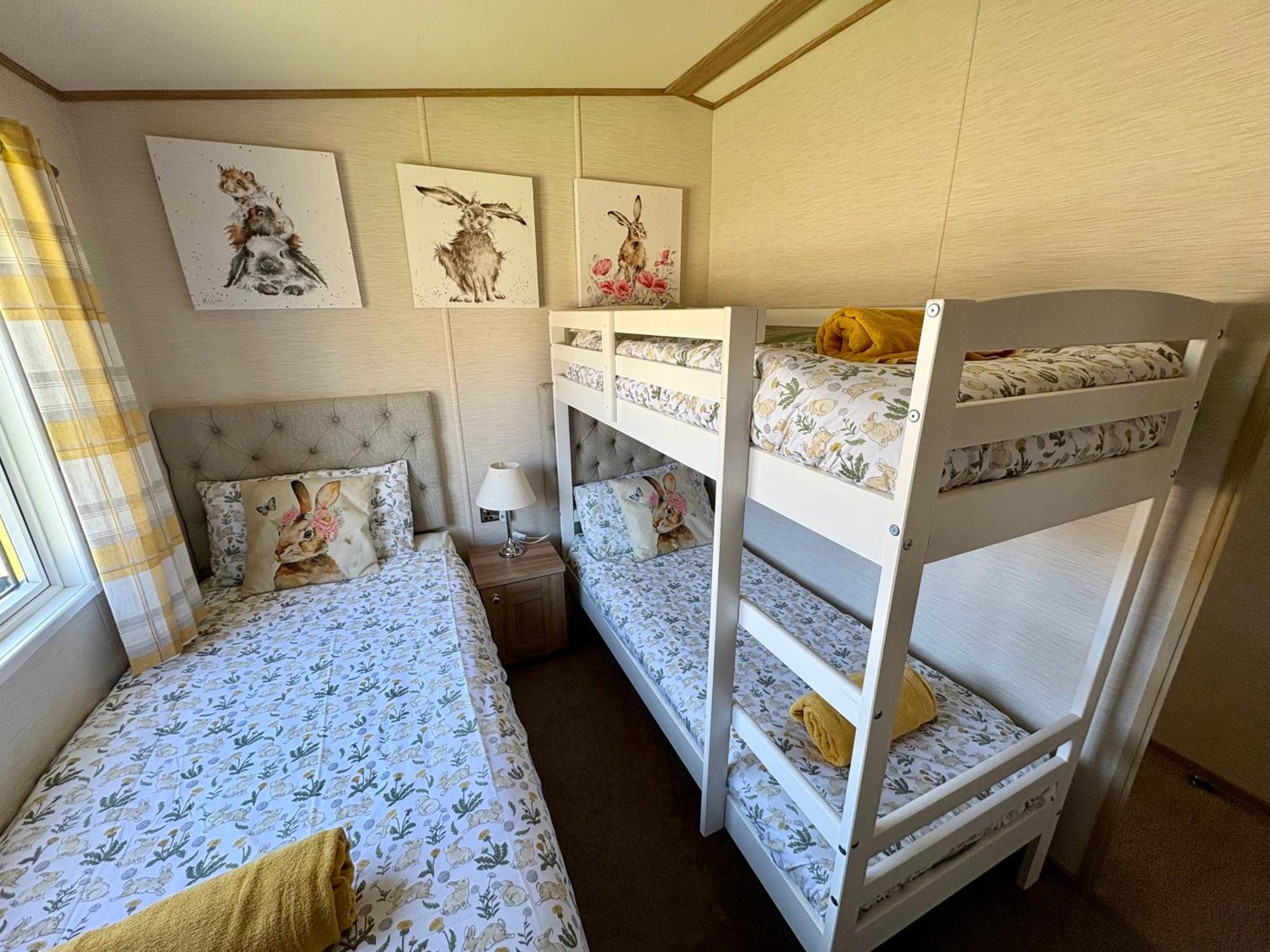 Cottontail Lodge - Hot tub - Pet Friendly South Cerney Zewnętrze zdjęcie